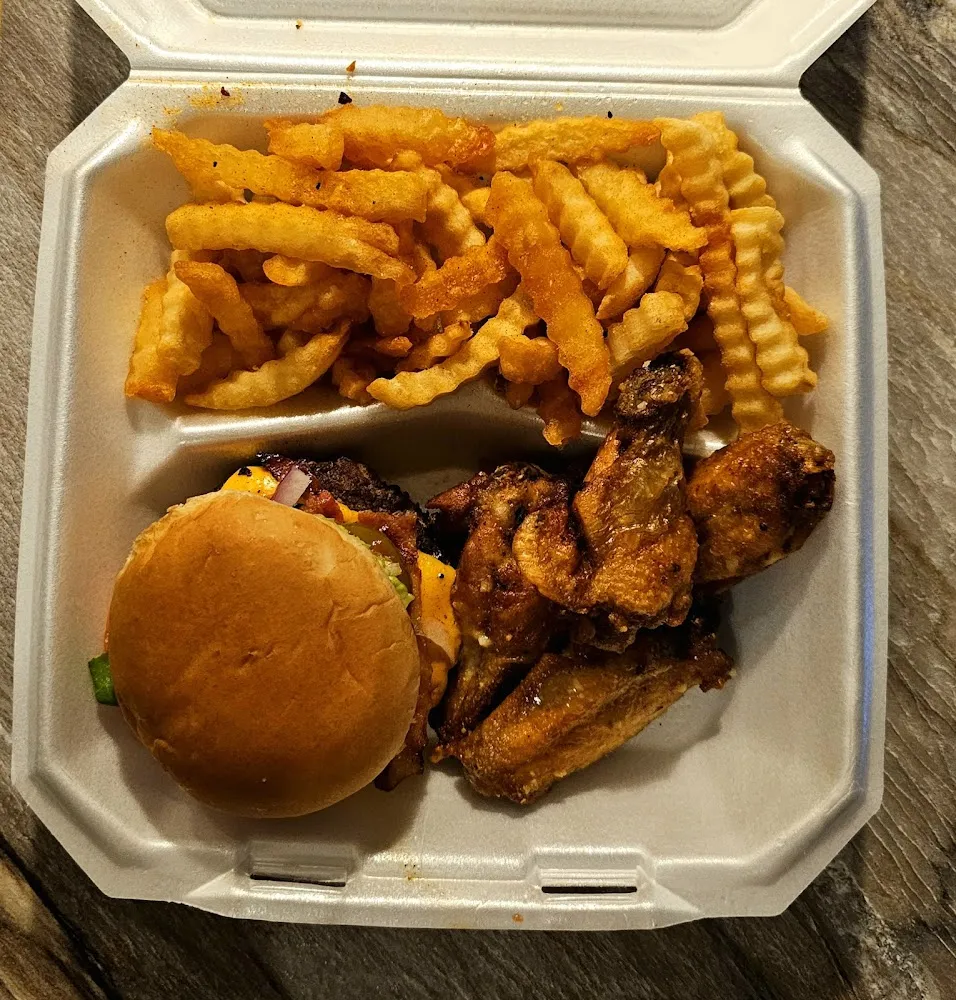 Bacon Cheeseburger Loaded Fries and Garlic Parm Wings Personal Box